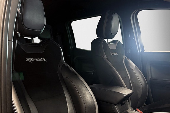 Ford Ranger Raptor 14 of 25