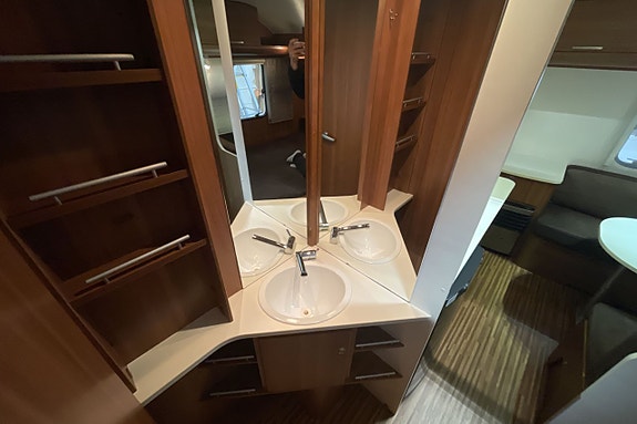 Adria ALTEA 432 PX 15 of 17