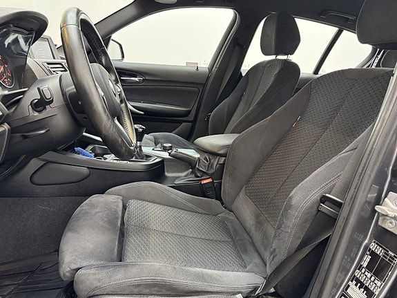 BMW 118d 6 of 15