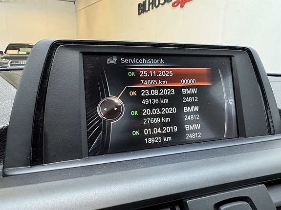 BMW 118d 13 of 15