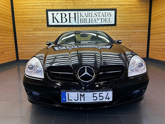 Mercedes-Benz SLK200 12 of 22