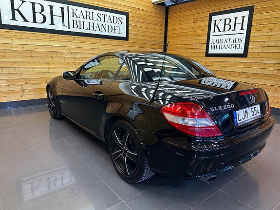 Mercedes-Benz SLK200 5 of 22