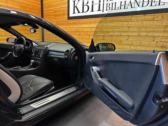Mercedes-Benz SLK200 19 of 22