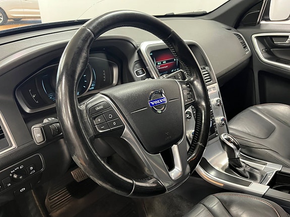 Volvo XC60 12 of 19