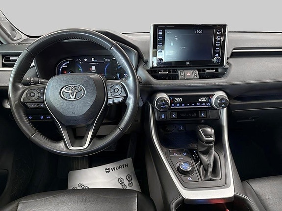 Toyota RAV4 9 of 11
