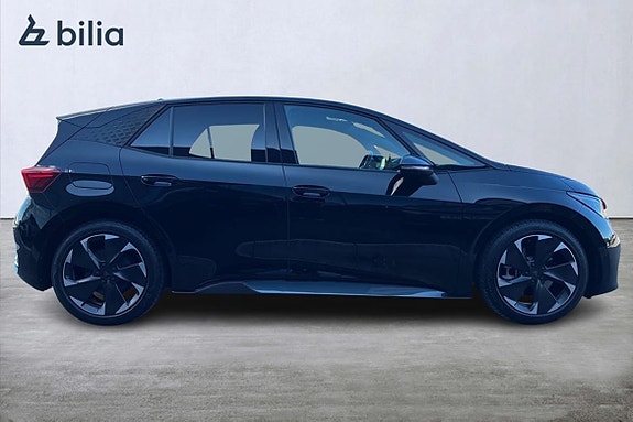 Cupra Born 6 of 18