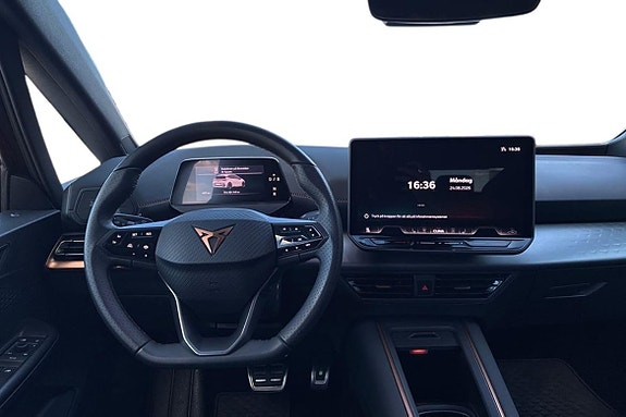 Cupra Born 15 of 18