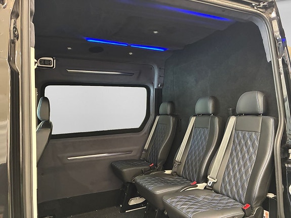 Volkswagen Crafter 12 of 18