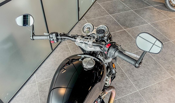 Triumph Speed Twin 1200 6 of 6