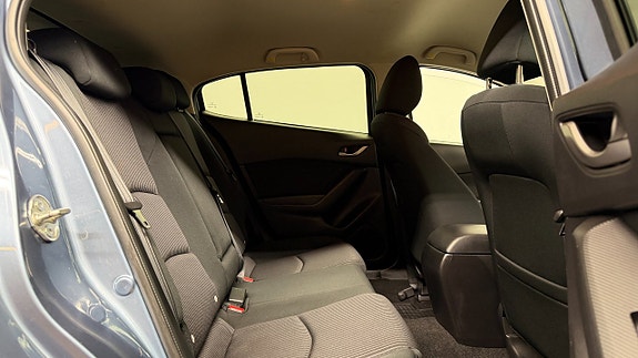 Mazda 3 5 of 16