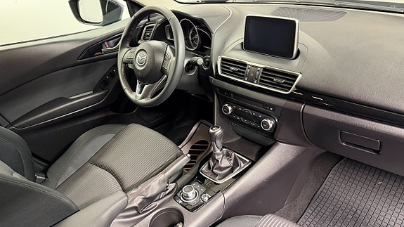 Mazda 3 7 of 16