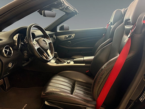 Mercedes-Benz SLK250 6 of 16