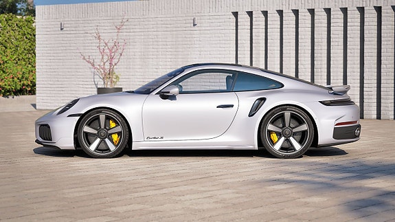 Porsche 911 Turbo S 3 of 10