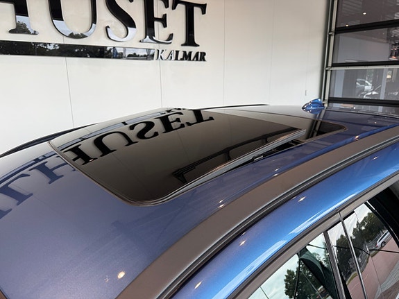 Volvo XC60 4 of 12