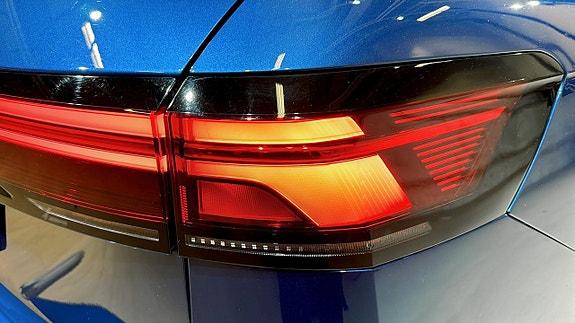 Volkswagen Passat 15 of 22