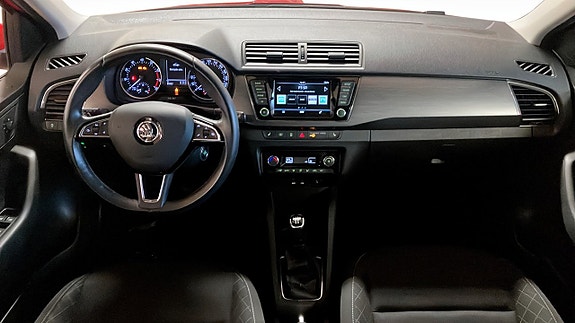 Skoda Fabia 10 of 12
