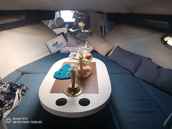 Crownline 250 cr 4 of 9