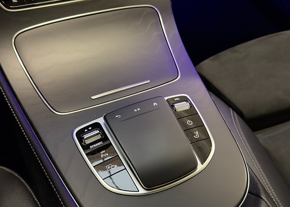 Mercedes-Benz E300 20 of 30