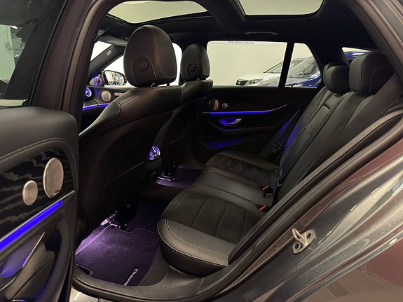 Mercedes-Benz E300 14 of 30