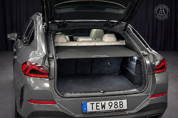 BMW X6 12 of 12