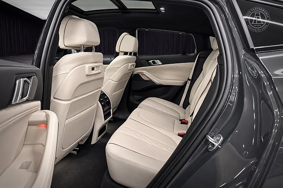 BMW X6 9 of 12