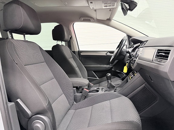 Volkswagen Touran 17 of 19