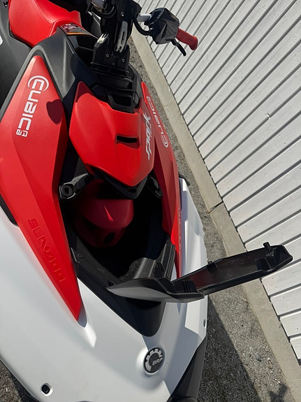 Seadoo spark trixx 2026 - under 10 timmar + trailer 10 of 13