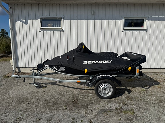Seadoo spark trixx 2026 - under 10 timmar + trailer 2 of 13