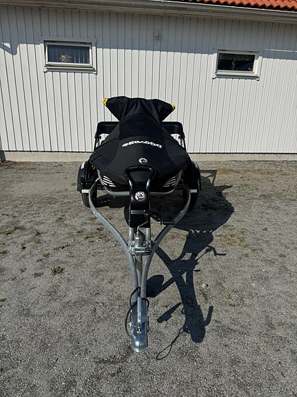 Seadoo spark trixx 2026 - under 10 timmar + trailer 3 of 13