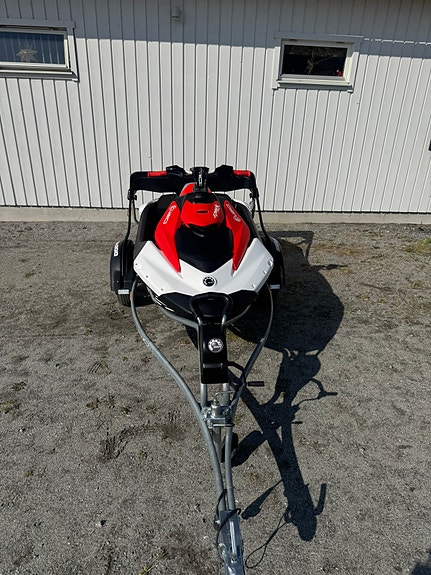 Seadoo spark trixx 2026 - under 10 timmar + trailer 6 of 13