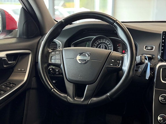 Volvo V60 10 of 18