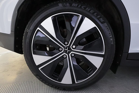 Polestar 2 13 of 18