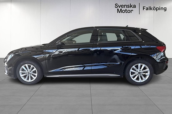 Audi A3 3 of 18