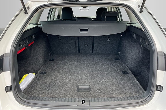 Skoda Octavia 9 of 17