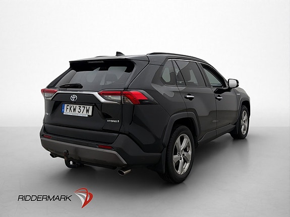 Toyota RAV4 8 of 30