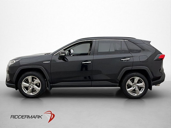 Toyota RAV4 4 of 30
