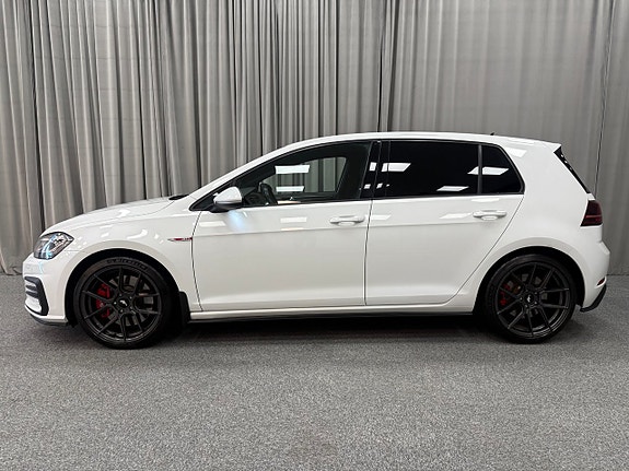 Volkswagen Golf I 2 of 13