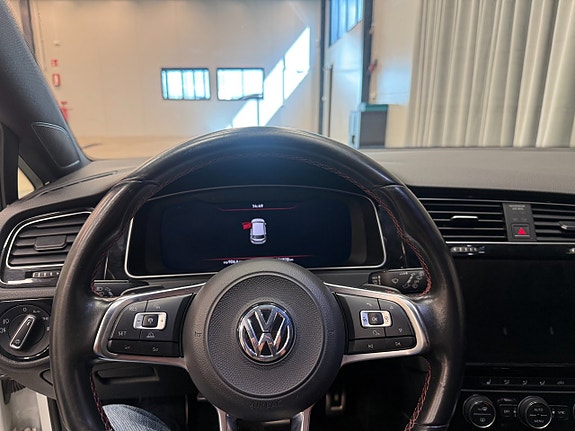 Volkswagen Golf I 9 of 13