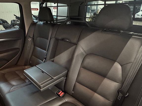 Volvo XC70 11 of 21
