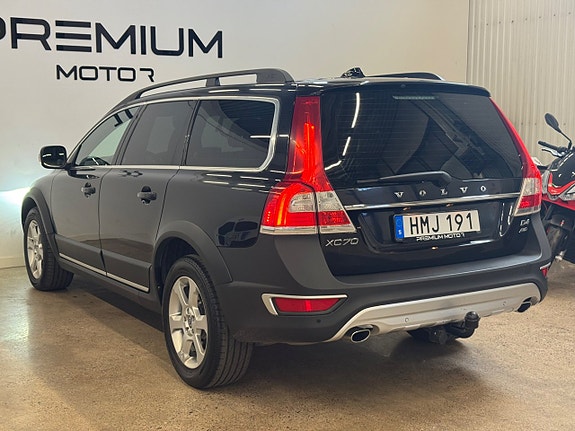 Volvo XC70 5 of 21