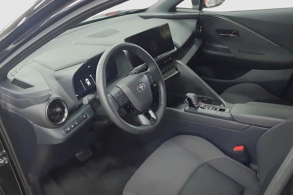 Toyota C-HR 8 of 11