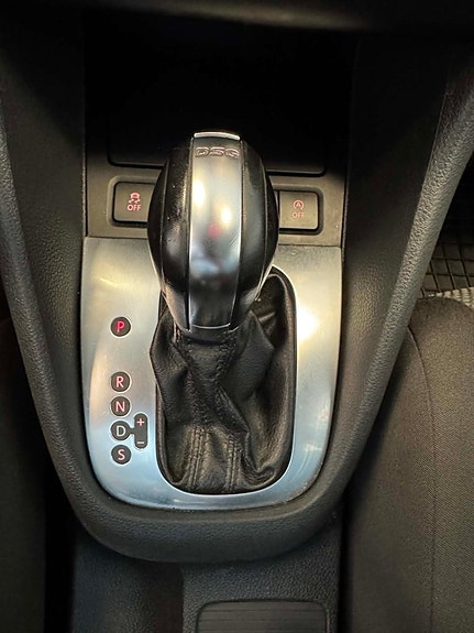 Volkswagen Golf I 17 of 20