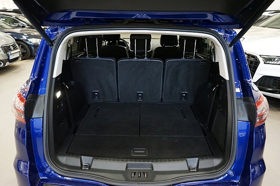 Ford S-MAX 6 of 24