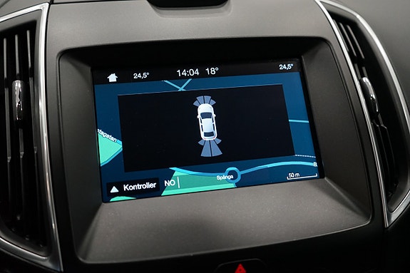 Ford S-MAX 17 of 24