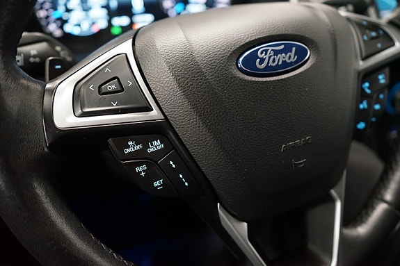 Ford S-MAX 12 of 24