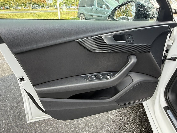 Audi A4 12 of 15