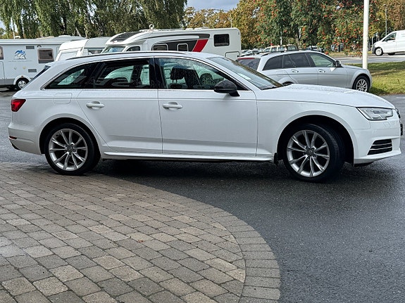Audi A4 3 of 15