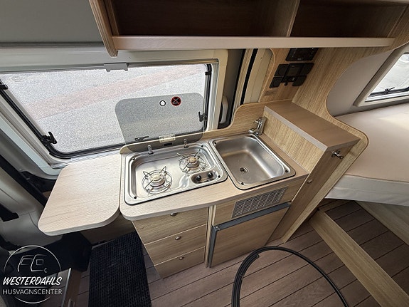 Knaus Boxstar 600 ME (AC, Drag, Långbäddar, 6m) 6 of 10