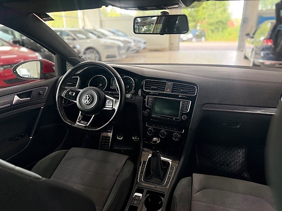 Volkswagen Golf I 12 of 26