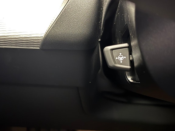 BMW i5 20 of 25